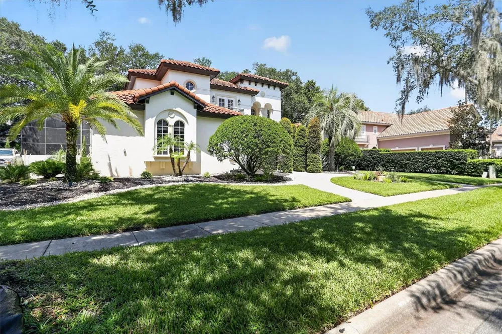 8826 SOUTHERN BREEZE DRIVE Orlando, FL 32836