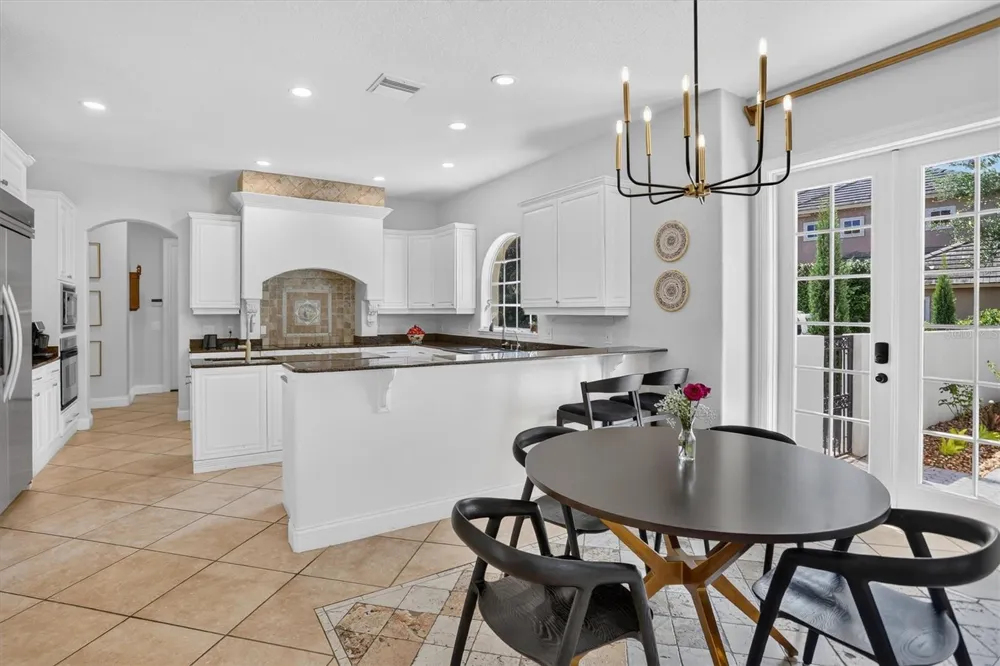 8826 SOUTHERN BREEZE DRIVE Orlando, FL 32836