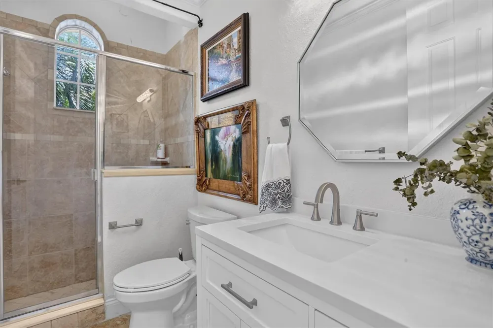 8826 SOUTHERN BREEZE DRIVE Orlando, FL 32836