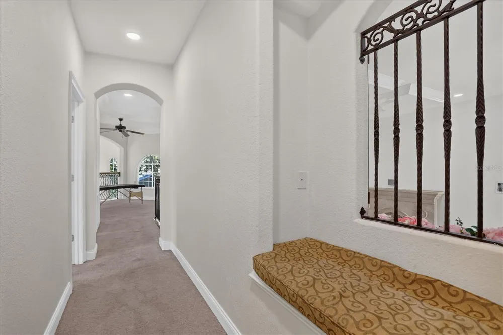 8826 SOUTHERN BREEZE DRIVE Orlando, FL 32836