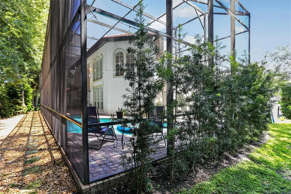 8826 SOUTHERN BREEZE DRIVE Orlando, FL 32836