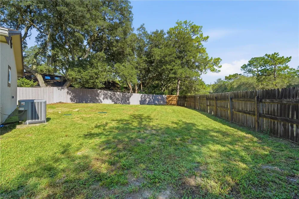 180 W 3RD STREET Chuluota, FL 32766