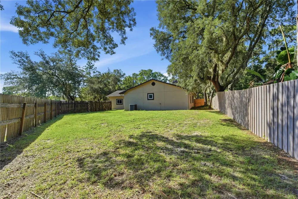 180 W 3RD STREET Chuluota, FL 32766