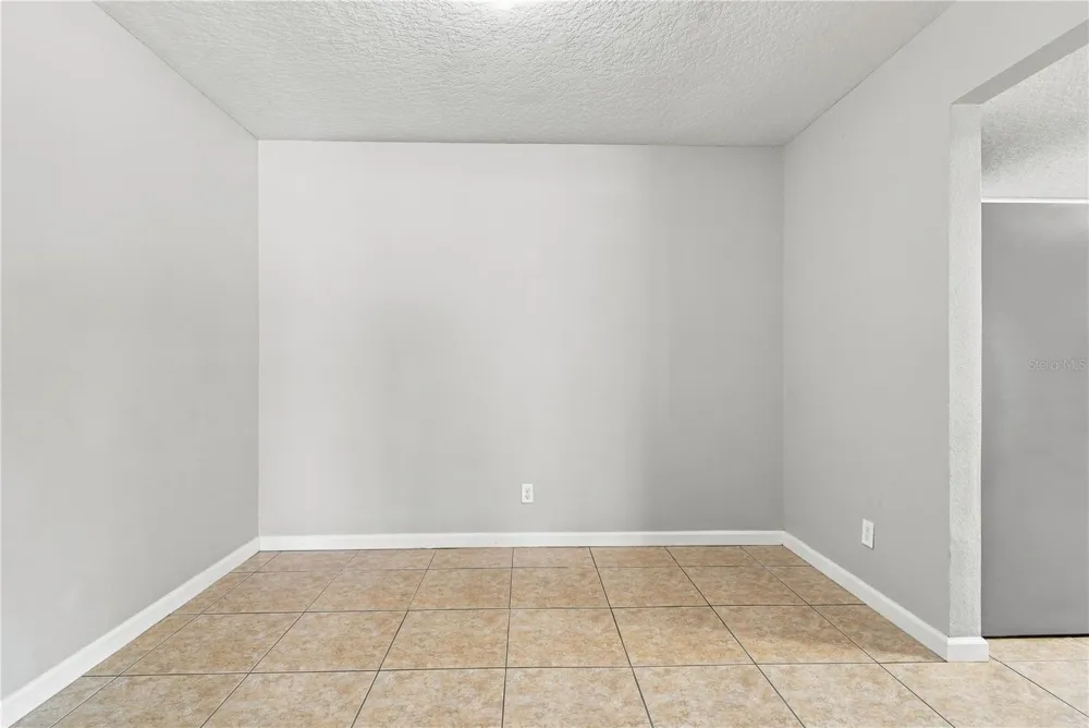 180 W 3RD STREET Chuluota, FL 32766