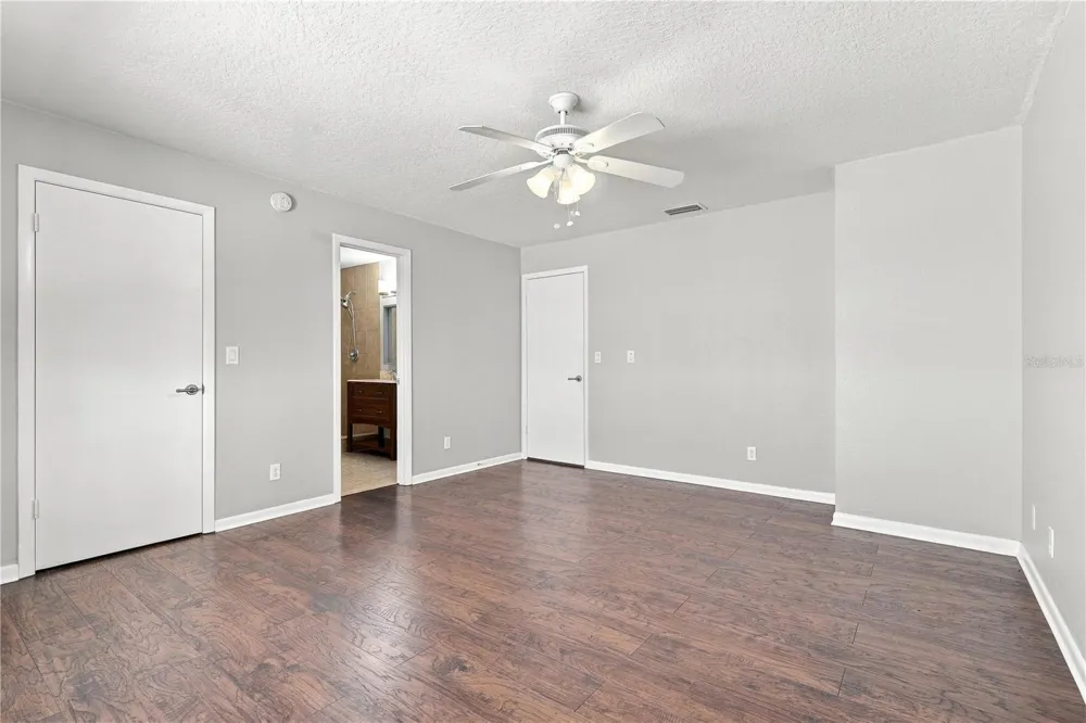 180 W 3RD STREET Chuluota, FL 32766