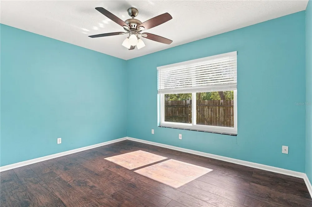 180 W 3RD STREET Chuluota, FL 32766