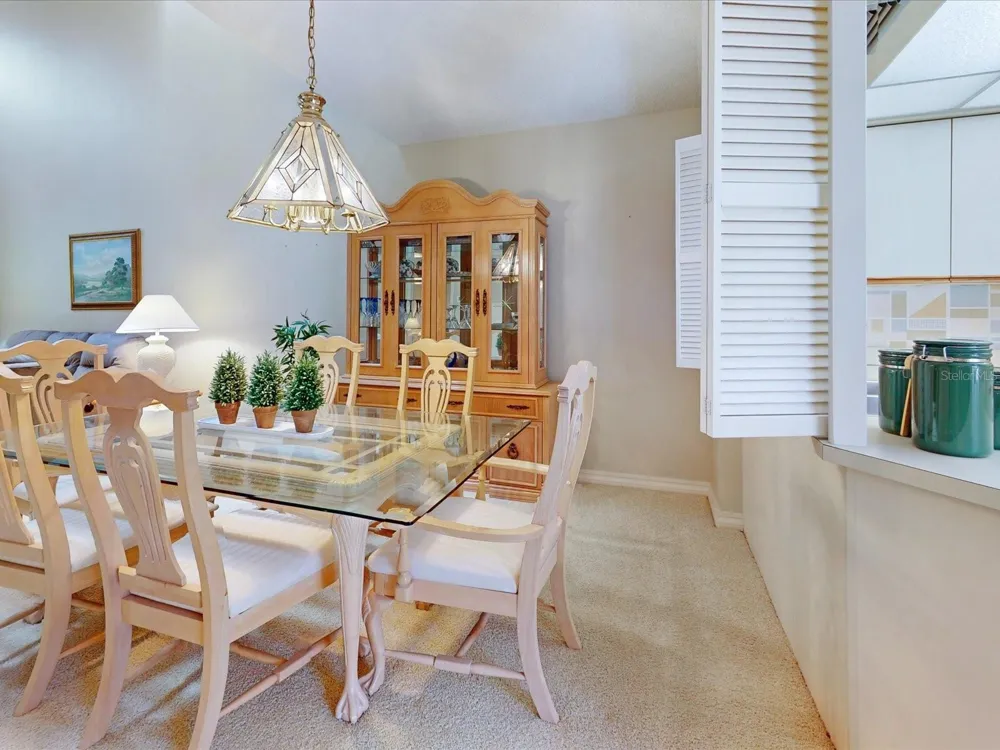 105 COVENTRY LANE Haines City, FL 33844