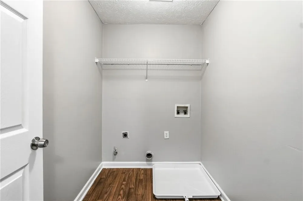 4387 Wheaton Way Snellville, GA 30039