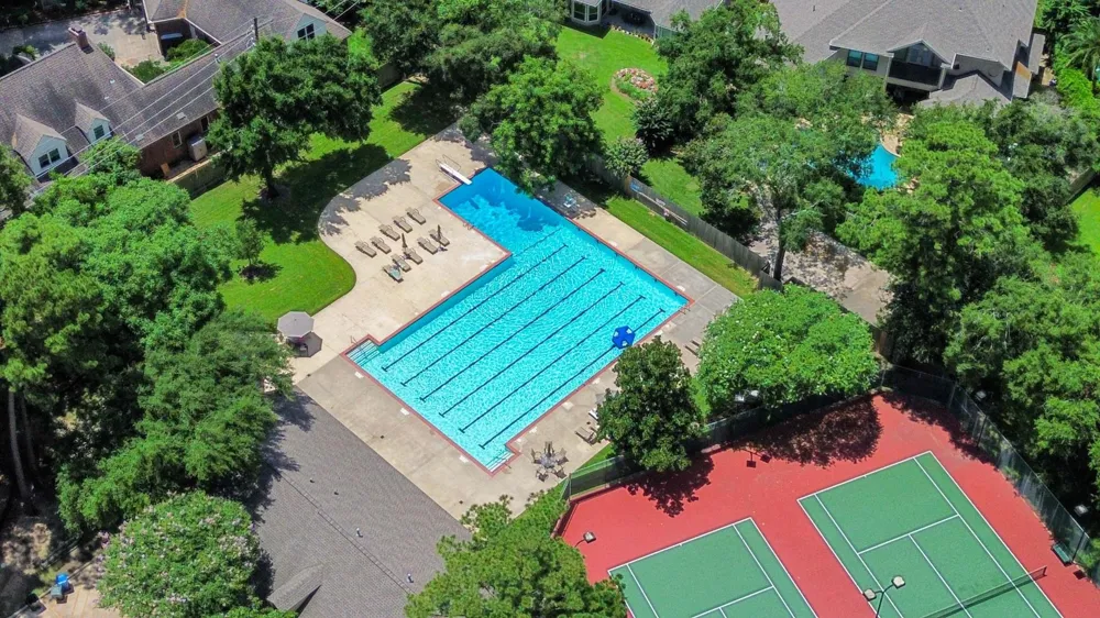 14211 Napier Court Houston, TX 77069