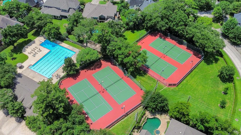 14211 Napier Court Houston, TX 77069