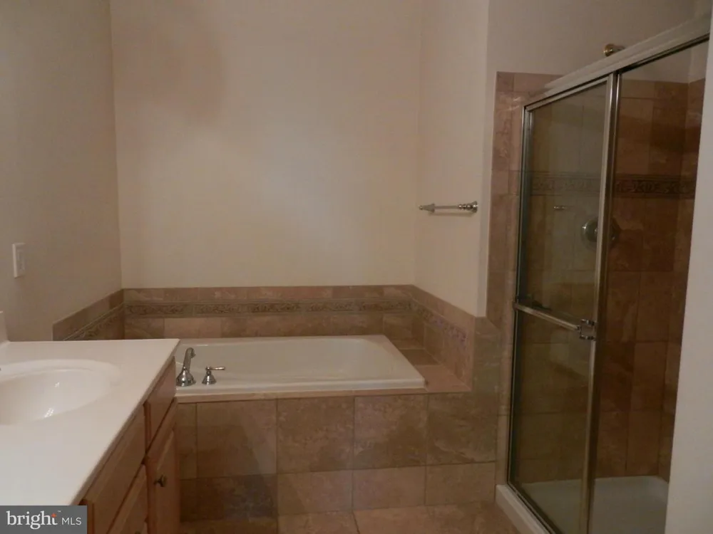 44485 CHAMBERLAIN TERRACE #303 Ashburn, VA 20147