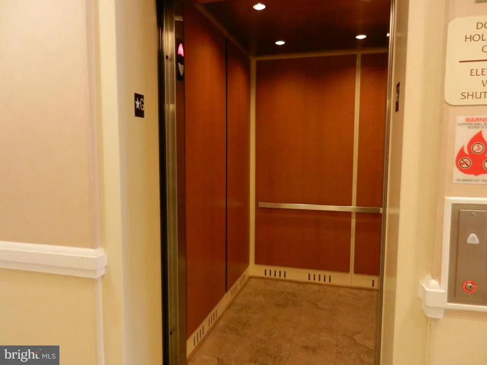 44485 CHAMBERLAIN TERRACE #303 Ashburn, VA 20147