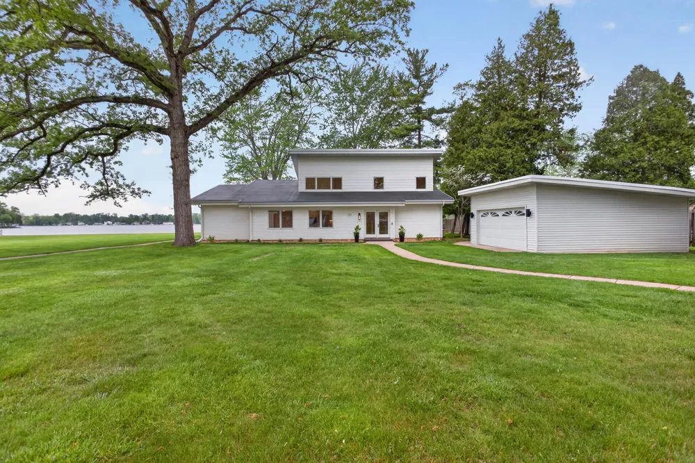 5010 Woodland Road Jackson, MI 49203