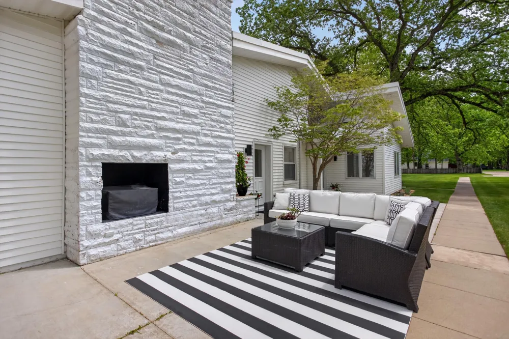 5010 Woodland Road Jackson, MI 49203