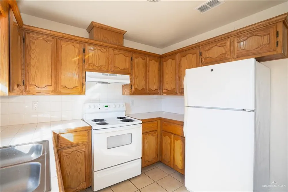 1600 E Quail Street #1 Pharr, TX 78577