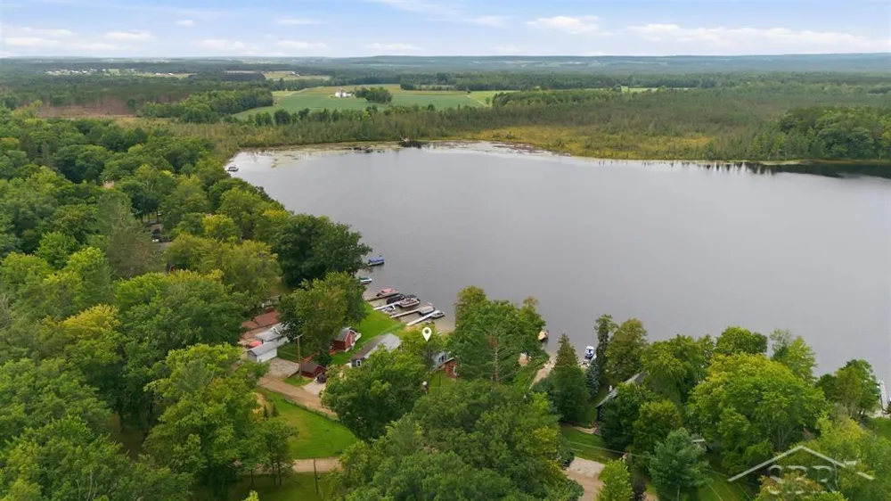 2909 Chippewa Trail Cumming Township, MI 48635