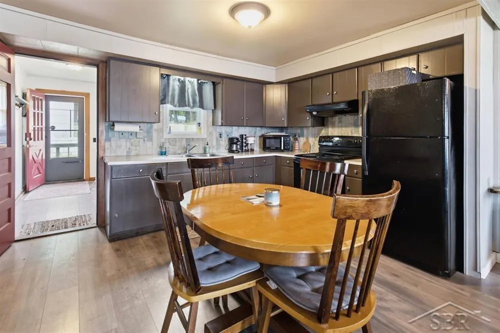 2909 Chippewa Trail Cumming Township, MI 48635