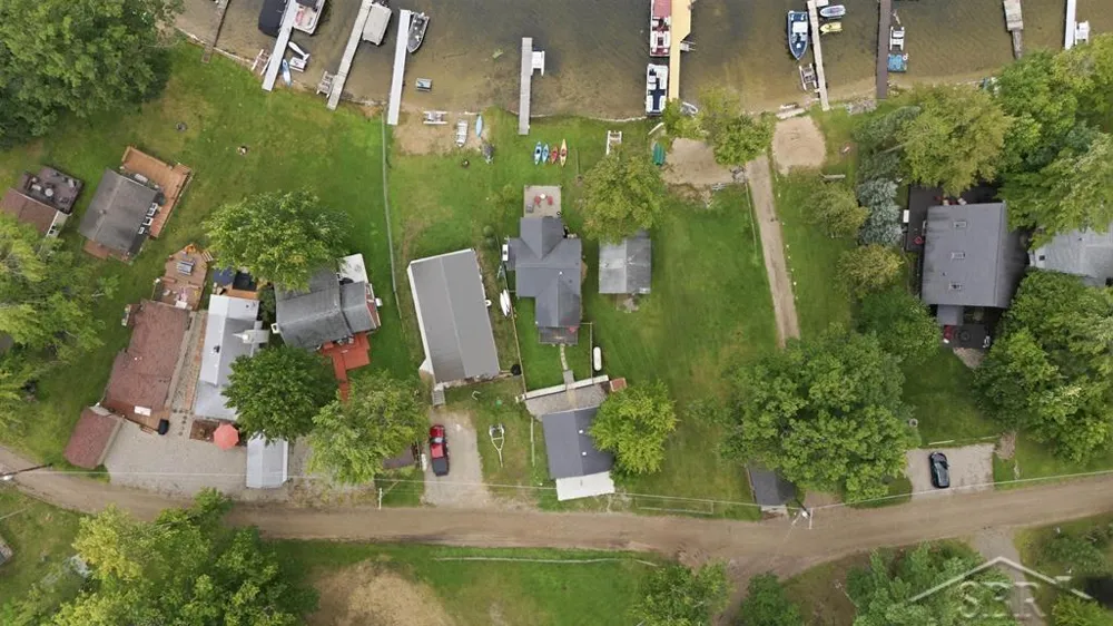 2909 Chippewa Trail Cumming Township, MI 48635
