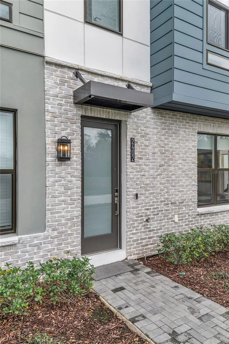 2402 ADDALIA ALLEY Orlando, FL 32804
