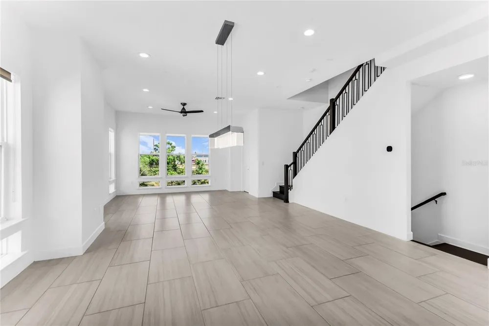 2402 ADDALIA ALLEY Orlando, FL 32804