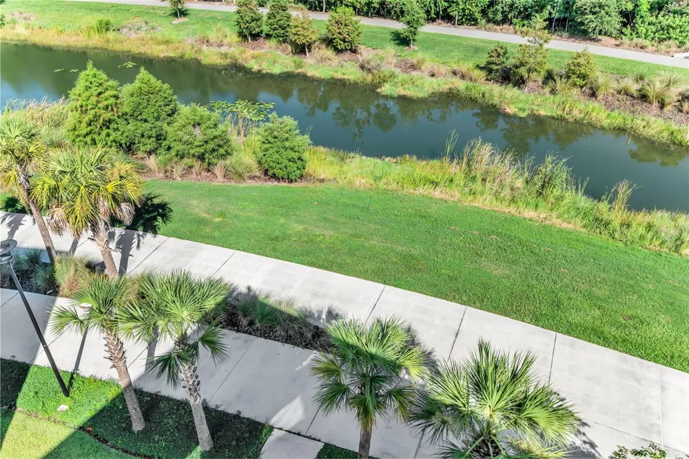 2402 ADDALIA ALLEY Orlando, FL 32804