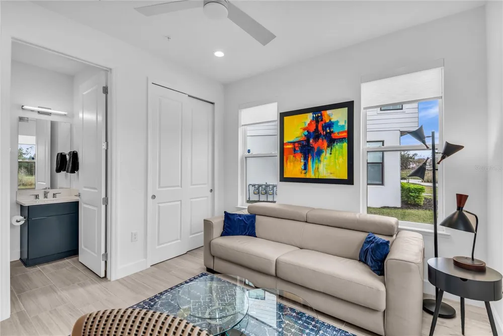 2402 ADDALIA ALLEY Orlando, FL 32804