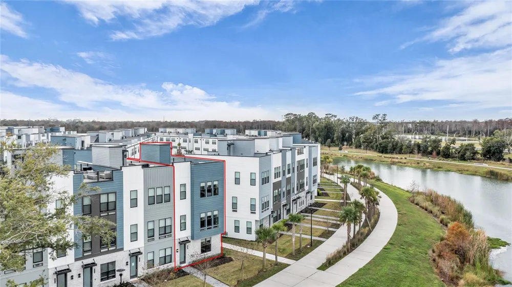 2402 ADDALIA ALLEY Orlando, FL 32804