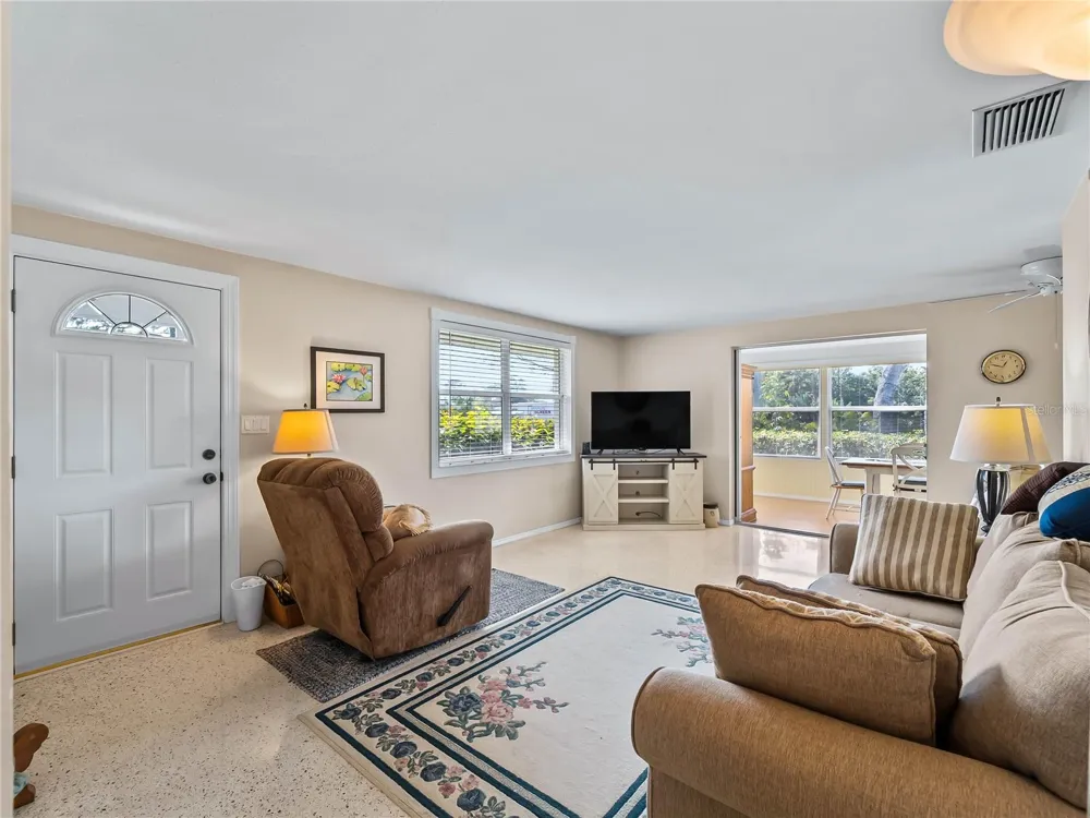 896 S VENICE BOULEVARD Venice, FL 34293