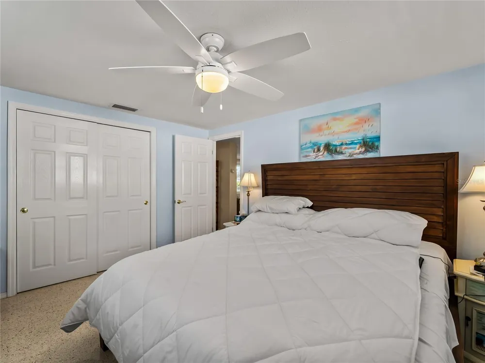 896 S VENICE BOULEVARD Venice, FL 34293