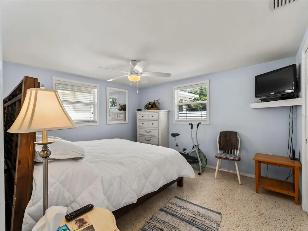 896 S VENICE BOULEVARD Venice, FL 34293