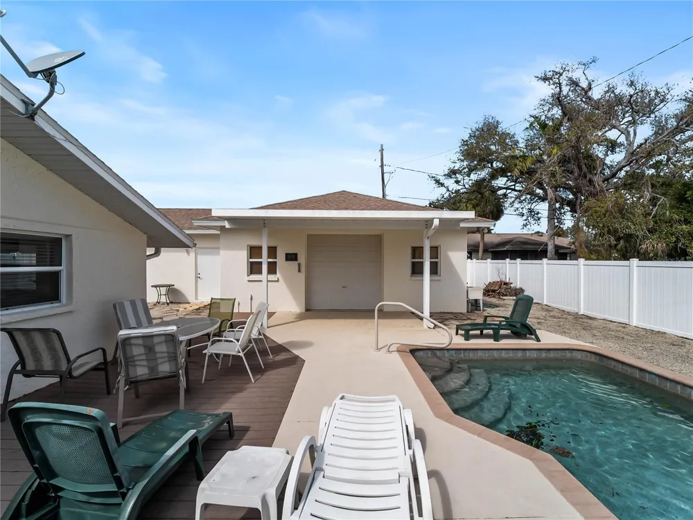 896 S VENICE BOULEVARD Venice, FL 34293