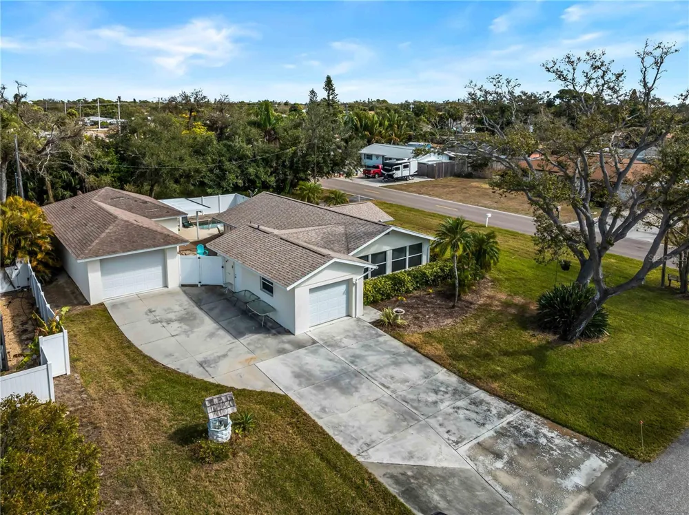 896 S VENICE BOULEVARD Venice, FL 34293
