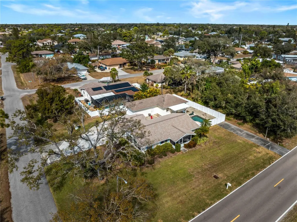 896 S VENICE BOULEVARD Venice, FL 34293
