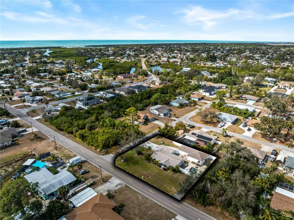 896 S VENICE BOULEVARD Venice, FL 34293