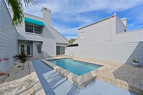 11213 VERANDA COURT