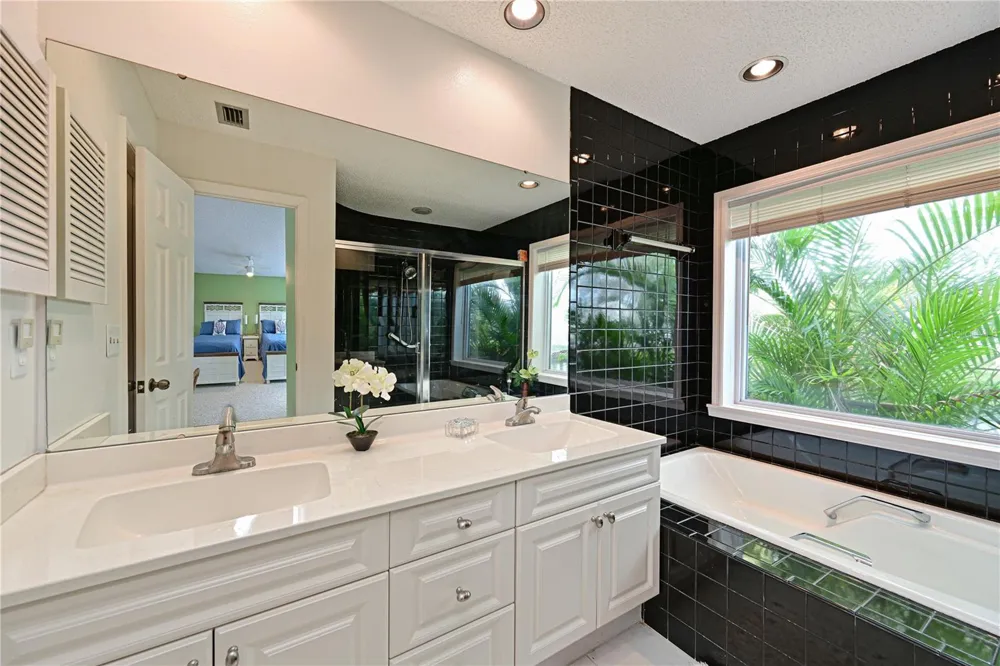 11213 VERANDA COURT Bradenton, FL 34209