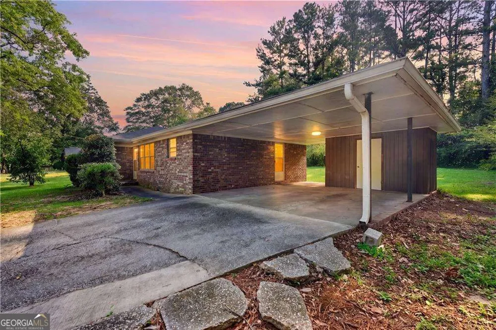4231 Renda PL Powder Springs, GA 30127