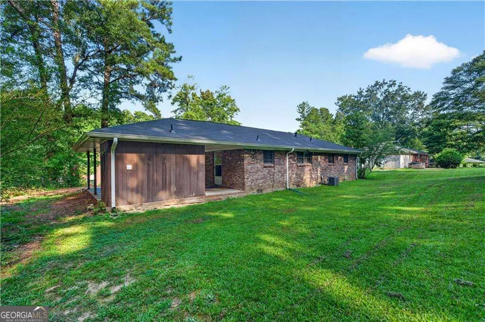 4231 Renda PL Powder Springs, GA 30127