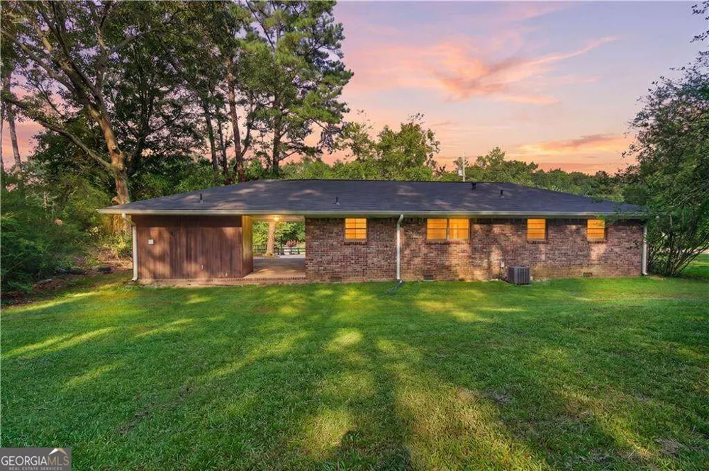 4231 Renda PL Powder Springs, GA 30127