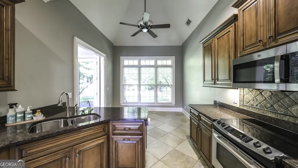 307 Stonebridge BLVD Bremen, GA 30110