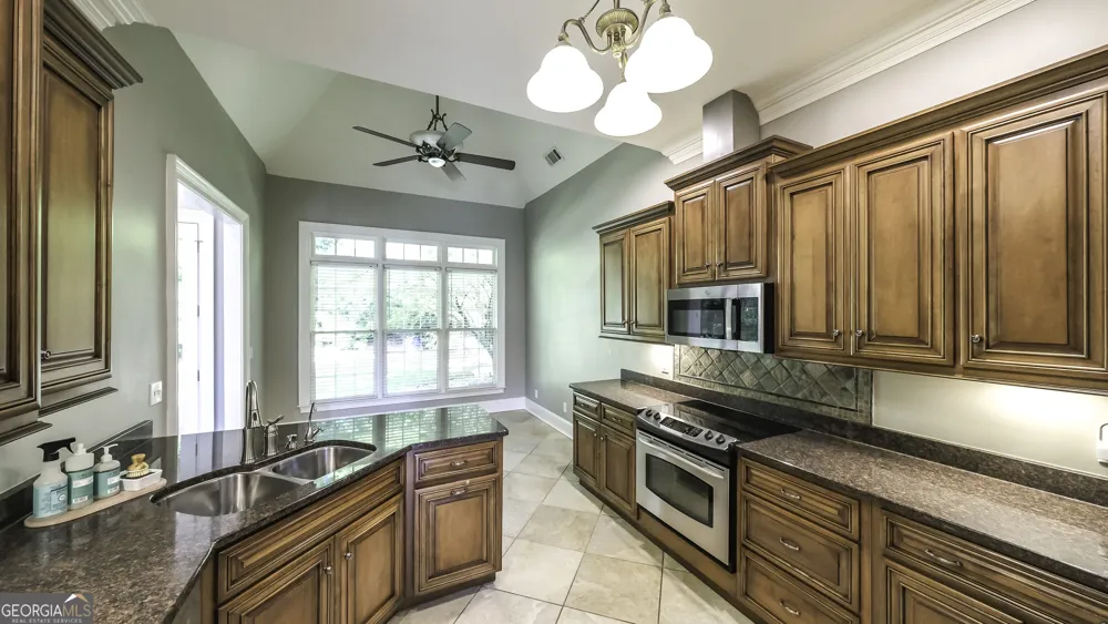 307 Stonebridge BLVD Bremen, GA 30110