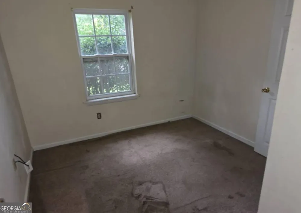 64 Henry ST Camilla, GA 31730