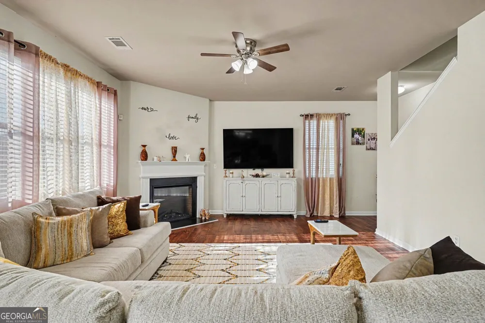 1889 Sea Oats DR Hampton, GA 30228