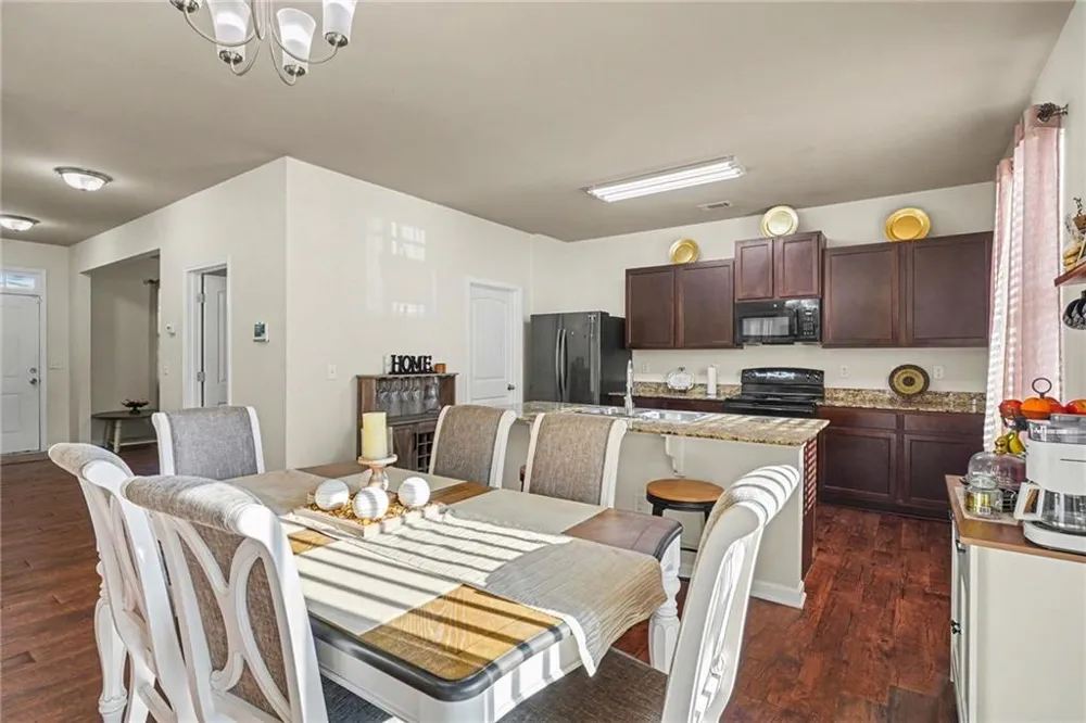 1889 Sea Oats Drive Hampton, GA 30228