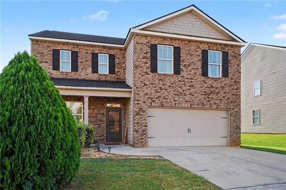 1889 Sea Oats Drive Hampton, GA 30228