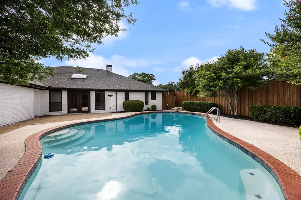 3300 Bandolino Lane Plano, TX 75023