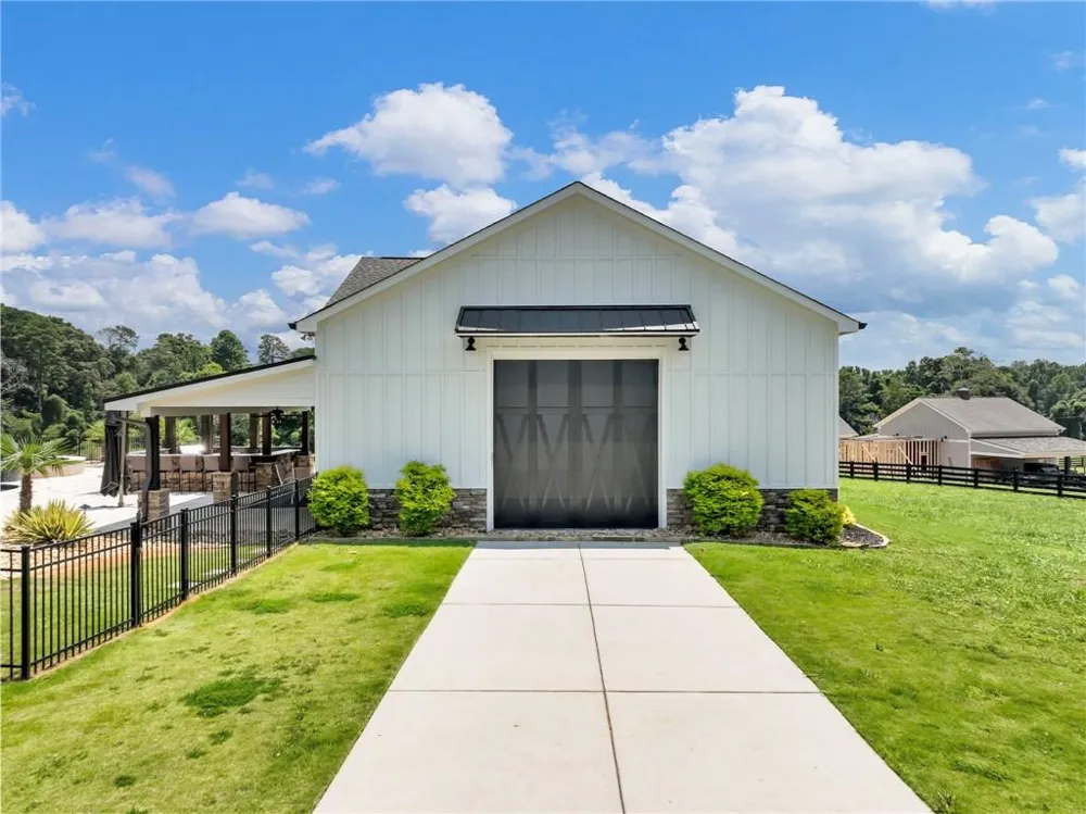 1044 Austin Road Winder, GA 30680