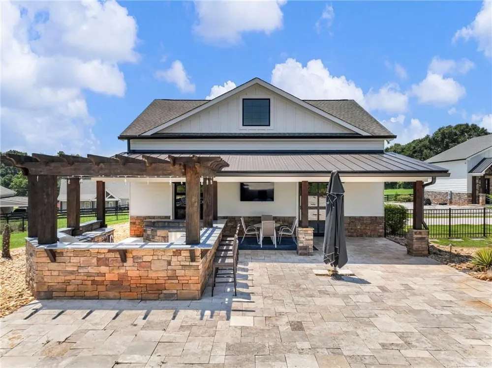 1044 Austin Road Winder, GA 30680
