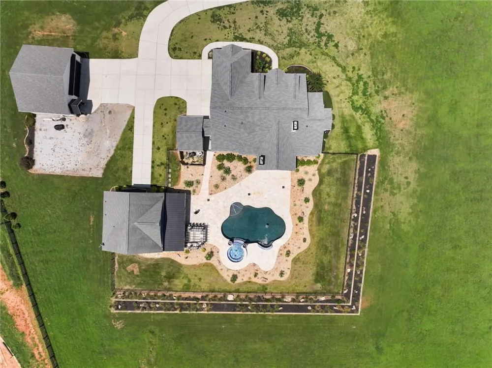 1044 Austin Road Winder, GA 30680