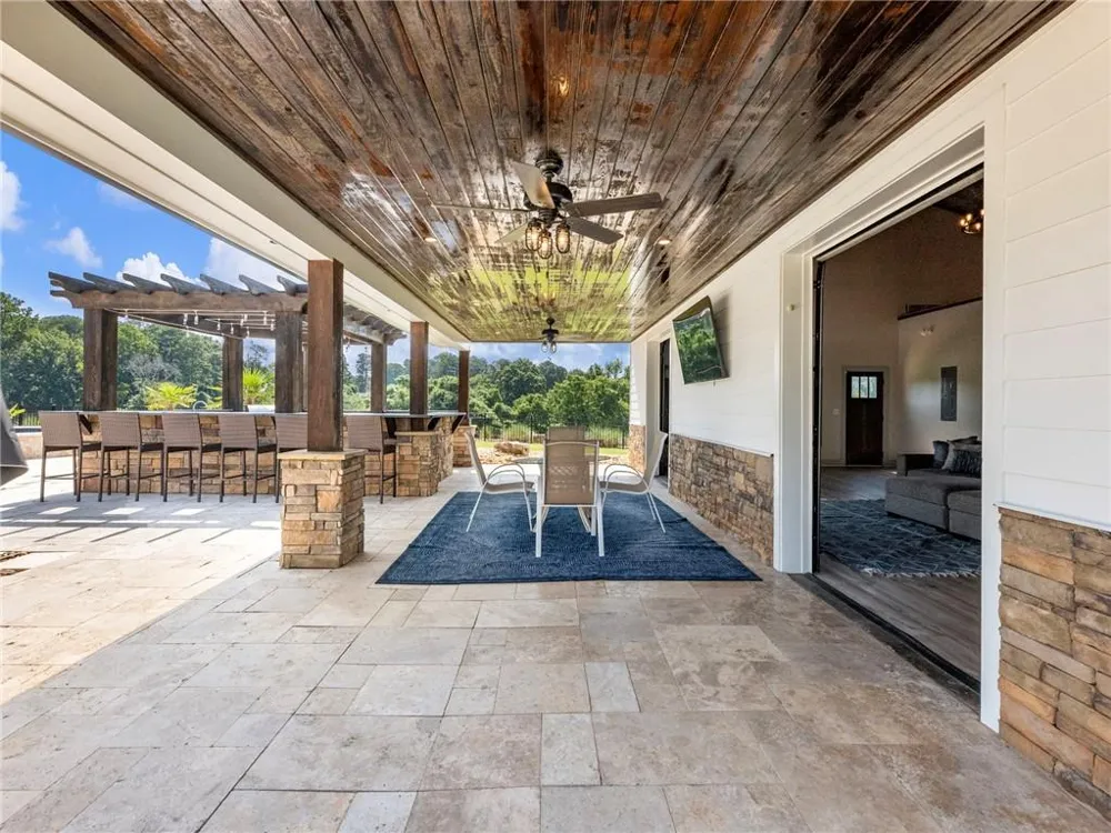 1044 Austin Road Winder, GA 30680